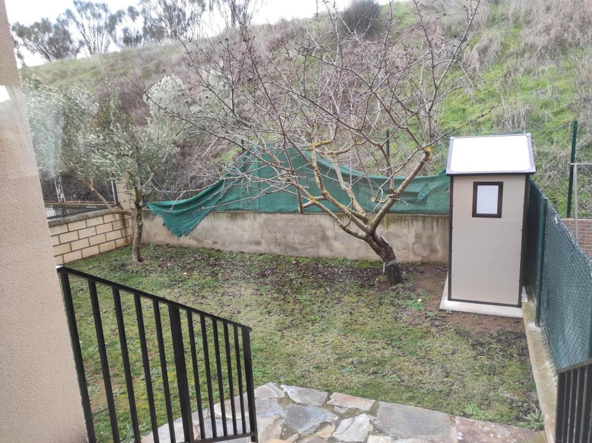 Villa En El Corazon Del Barrio De La Estacion Haro Esterno foto